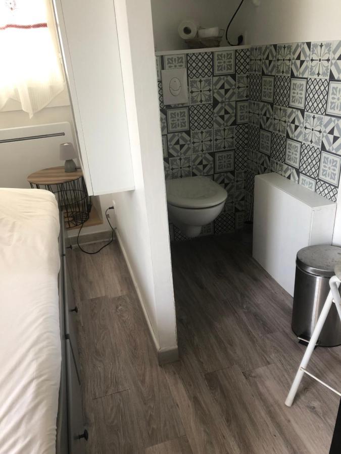 Studio 11M2 Magny-Cours Exterior photo